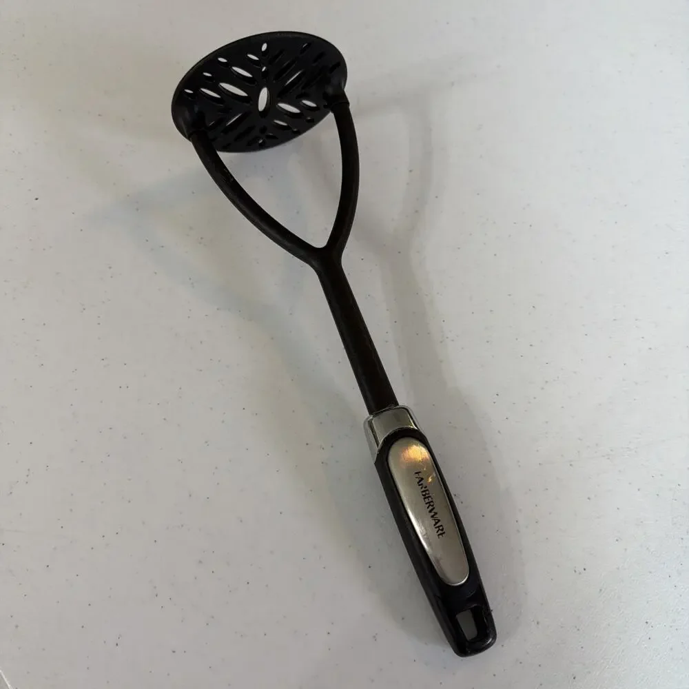 Farberware vegetable potato masher kitchen cooking UTENSIL black Cauliflower